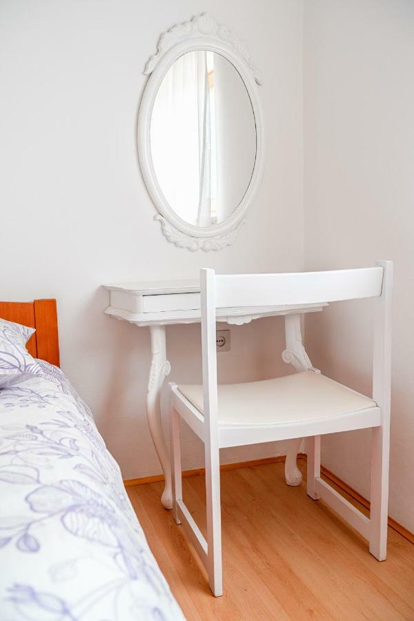 Apartman Skroza Vodice Buitenkant foto